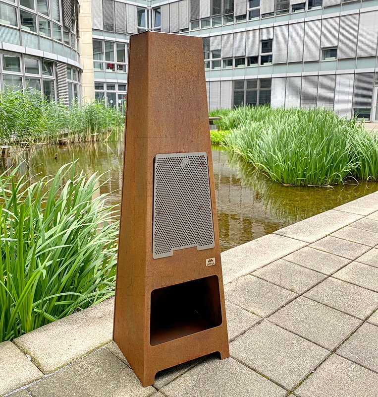 Jotul Loke Funkenschutz-Schild montiert